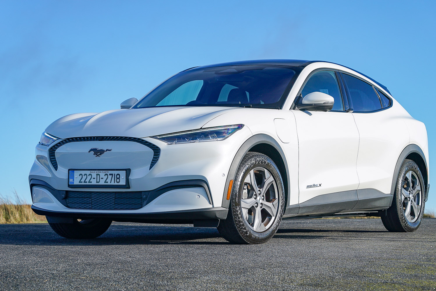 Car Reviews | Ford Mustang Mach-E RWD (2022) | CompleteCar.ie