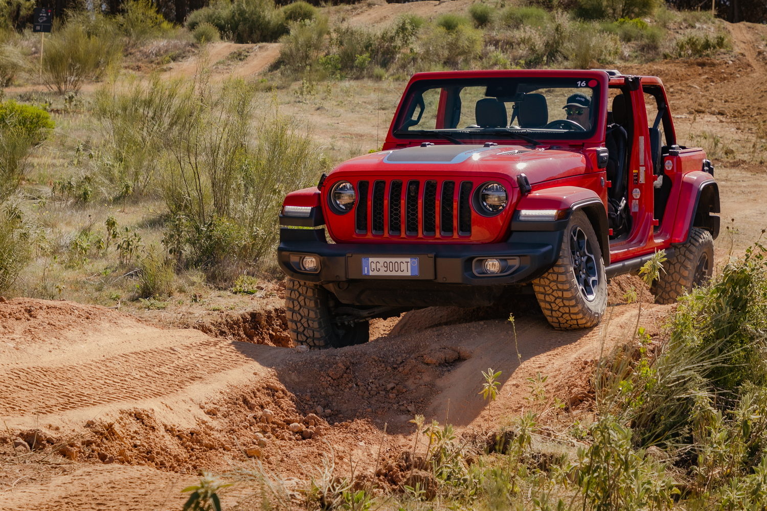 Car Reviews | Jeep Wrangler 4xe (2023) | CompleteCar.ie