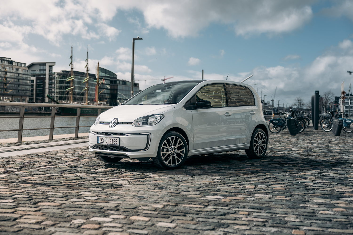Car Reviews | Volkswagen e-up! (2023) | CompleteCar.ie