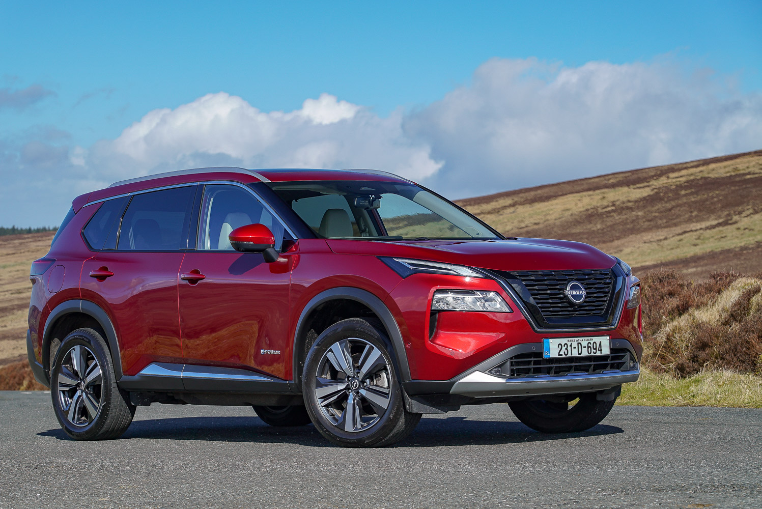 Car Reviews | Nissan X-Trail | CompleteCar.ie