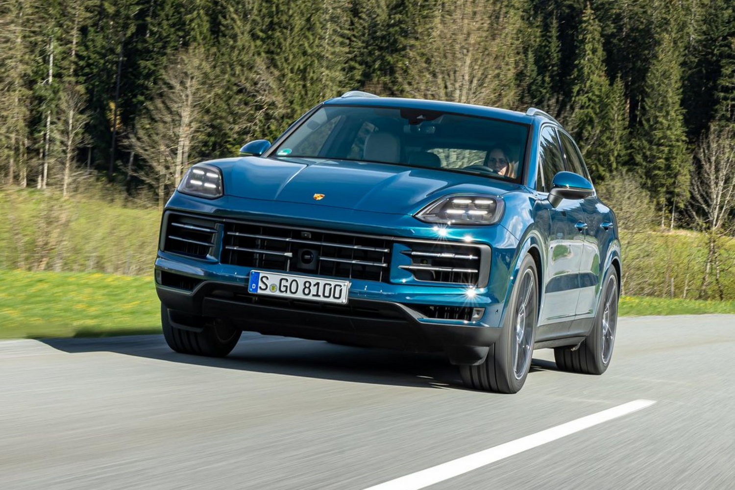 Car Reviews | Porsche Cayenne (2023) | CompleteCar.ie