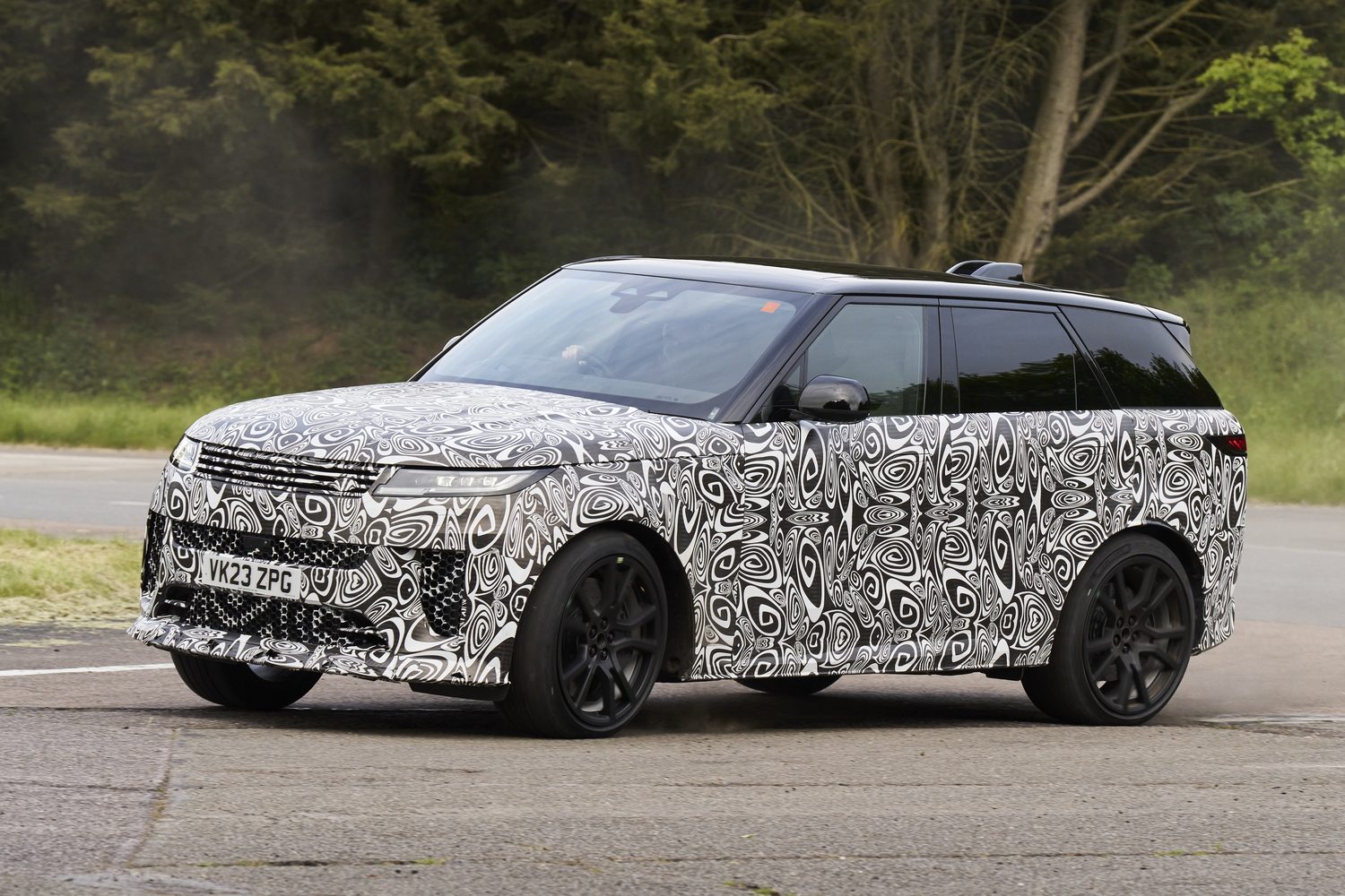 Car Reviews | Range Rover Sport SV | CompleteCar.ie