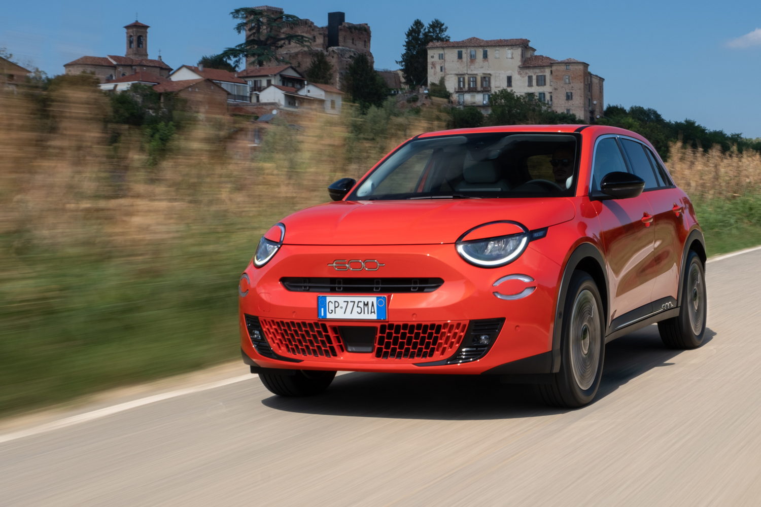 Car Reviews | Fiat 600e (2024) | CompleteCar.ie