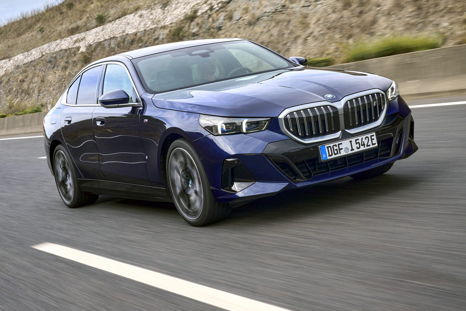 Car Reviews | BMW i5 eDrive40 (2024) | CompleteCar.ie