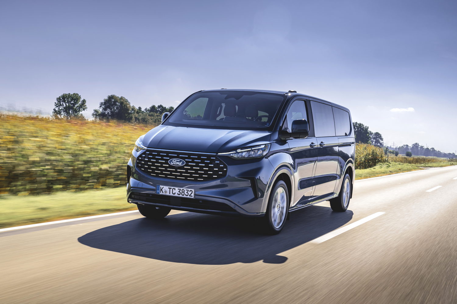 Car Reviews | Ford Tourneo Custom diesel (2024) | CompleteCar.ie