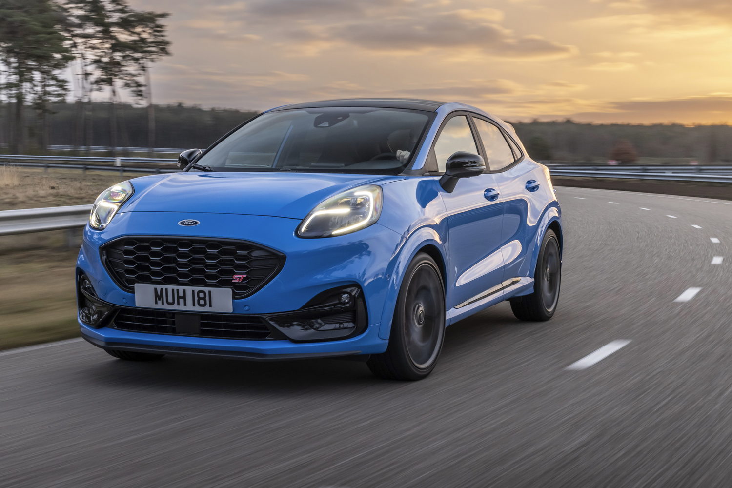Car Reviews | Ford Puma ST 1.0 Powershift (2023) | CompleteCar.ie