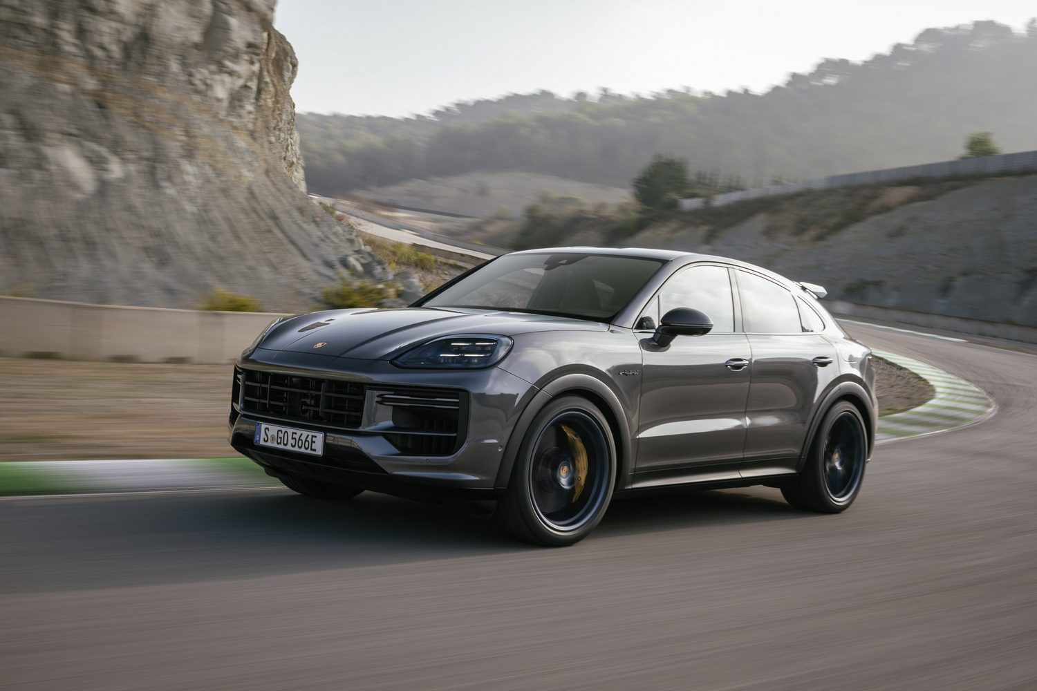 Car Reviews | Porsche Cayenne Turbo E-Hybrid Coupe with GT Package (2024) | CompleteCar.ie