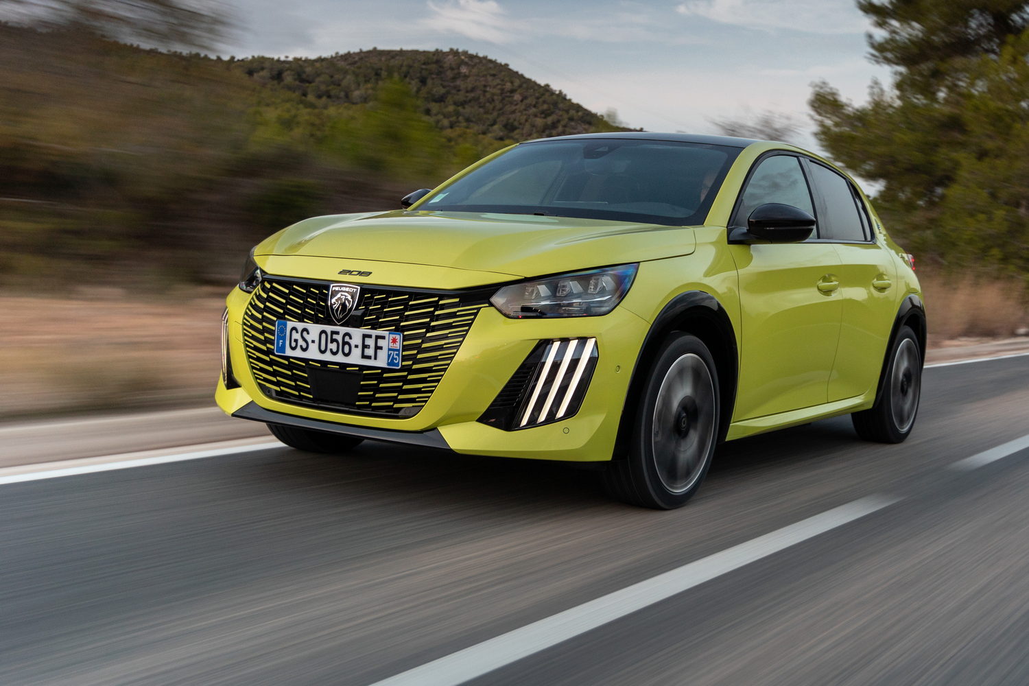 Car Reviews | Peugeot E-208 (2024) | CompleteCar.ie