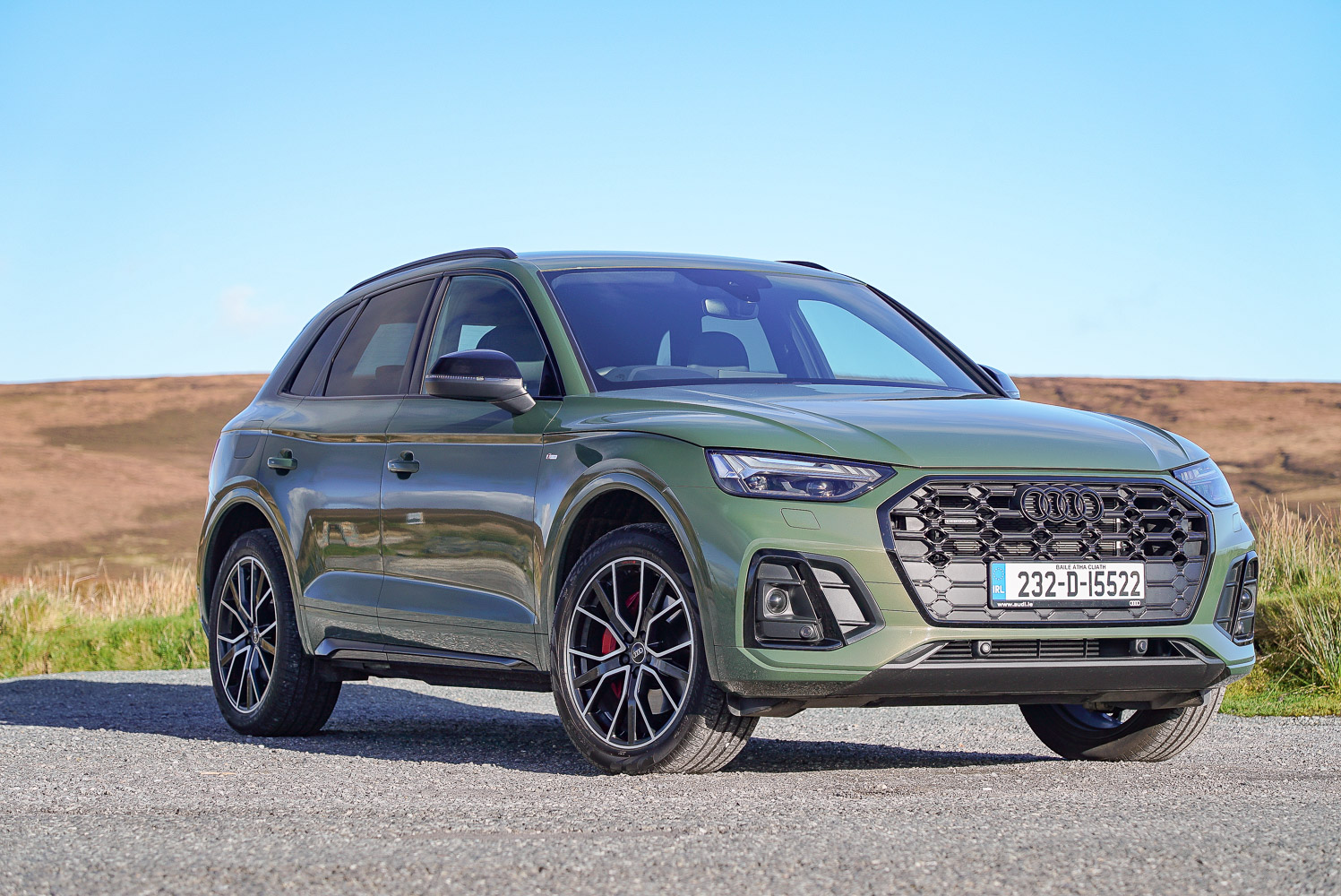 Car Reviews | Audi Q5 TFSI e hybrid (2023) | CompleteCar.ie