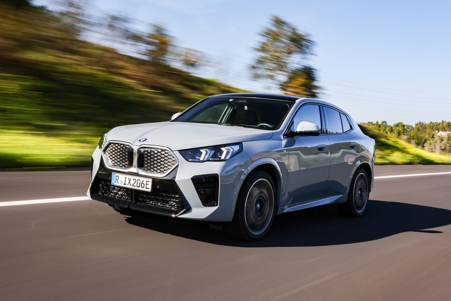 Car Reviews | BMW iX2 xDrive30e (2024) | CompleteCar.ie