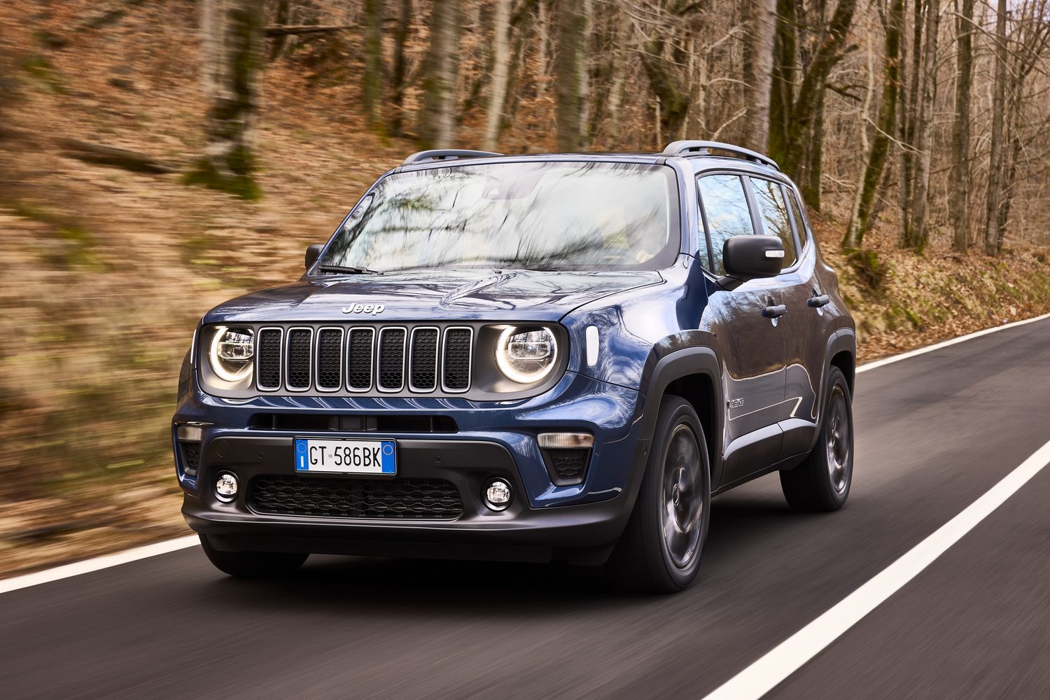 Car Reviews | Jeep Renegade e-Hybrid (2024) | CompleteCar.ie