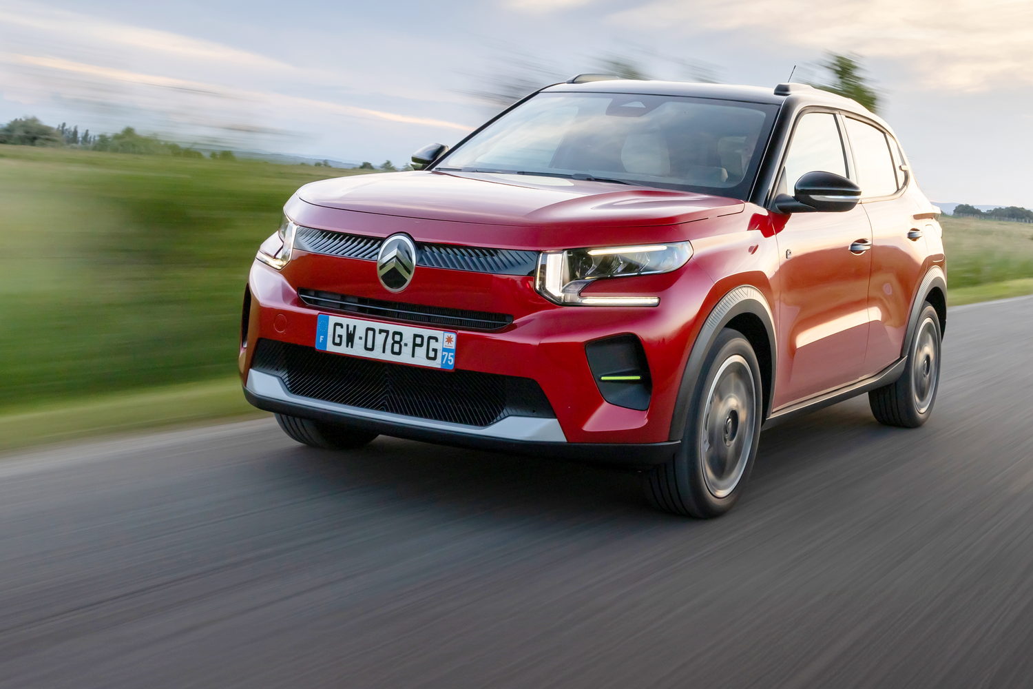 Car Reviews | Citroen e-C3 (2024) | CompleteCar.ie