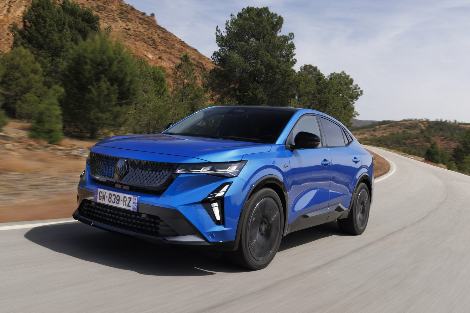 Car Reviews | Renault Rafale E-Tech Hybrid (2024) | CompleteCar.ie