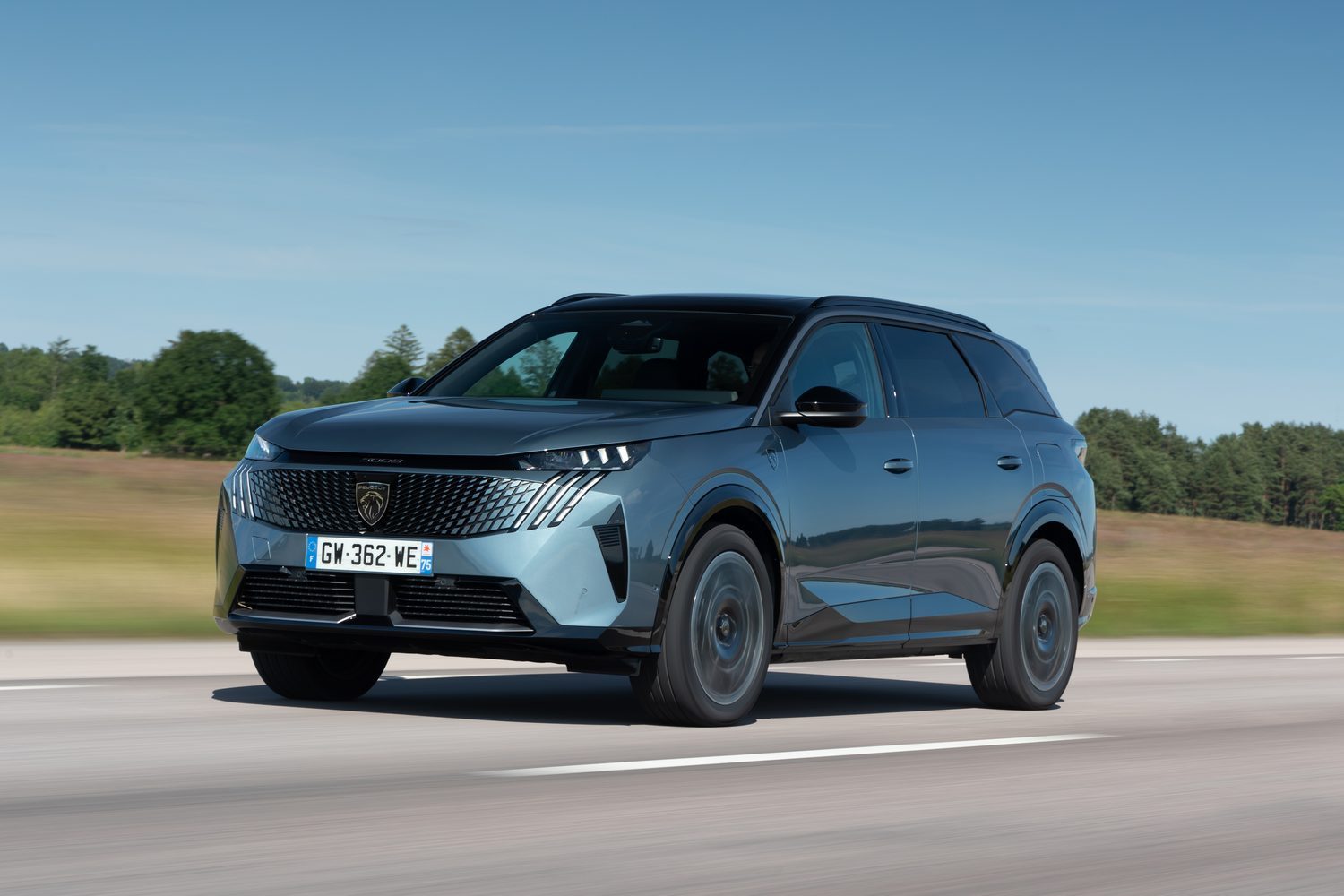 Car Reviews | Peugeot E-5008 GT (2024) | CompleteCar.ie