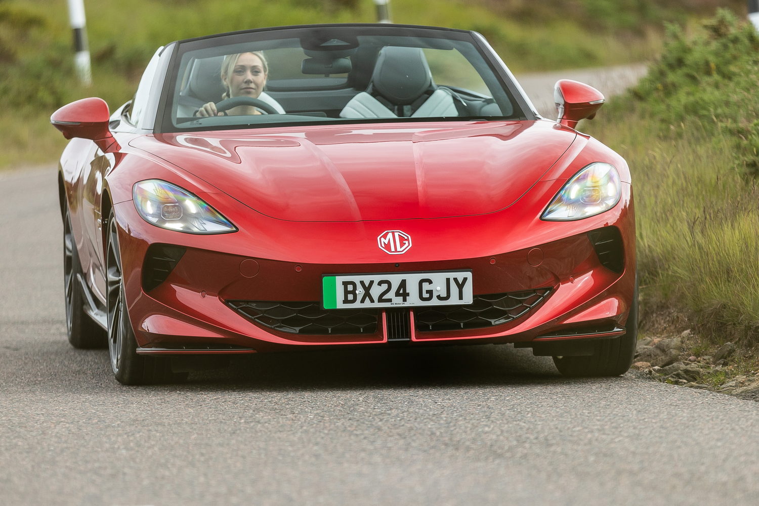 Car Reviews | MG Cyberster Trophy (2025) | CompleteCar.ie