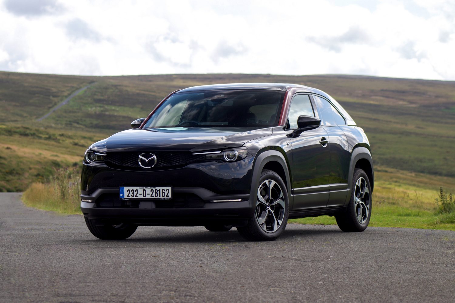 Car Reviews | Mazda MX-30 e-Skyactiv R-EV (2024) | CompleteCar.ie