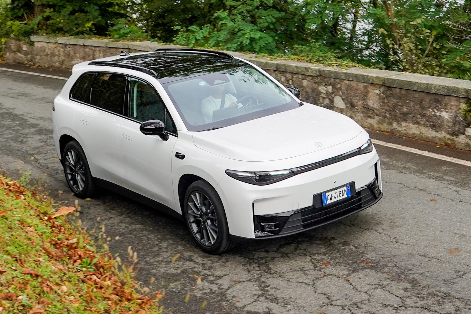 Car Reviews | Leapmotor C10 (2025) | CompleteCar.ie