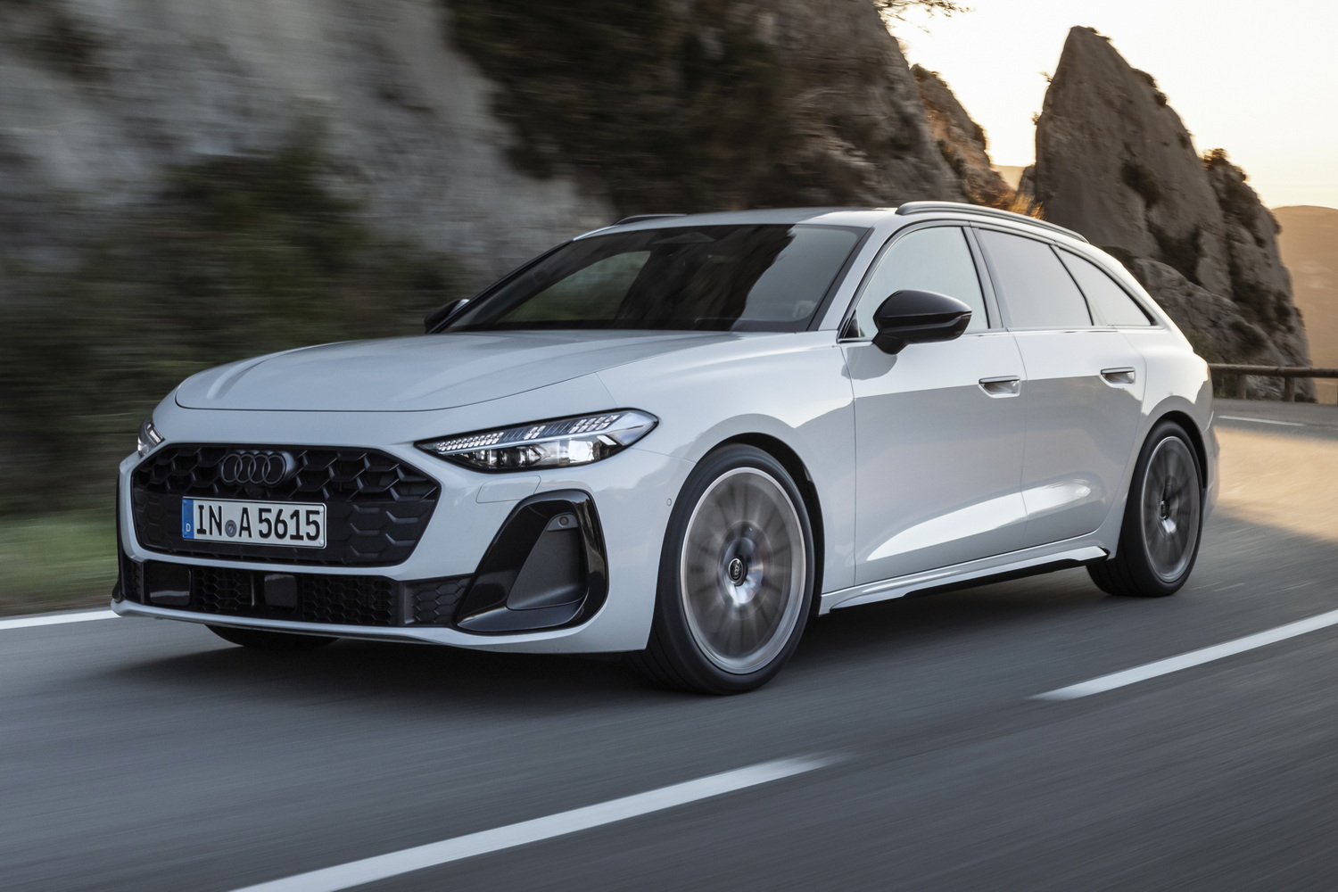 Car Reviews | Audi A5 Avant 2.0 TDI (2025) | CompleteCar.ie