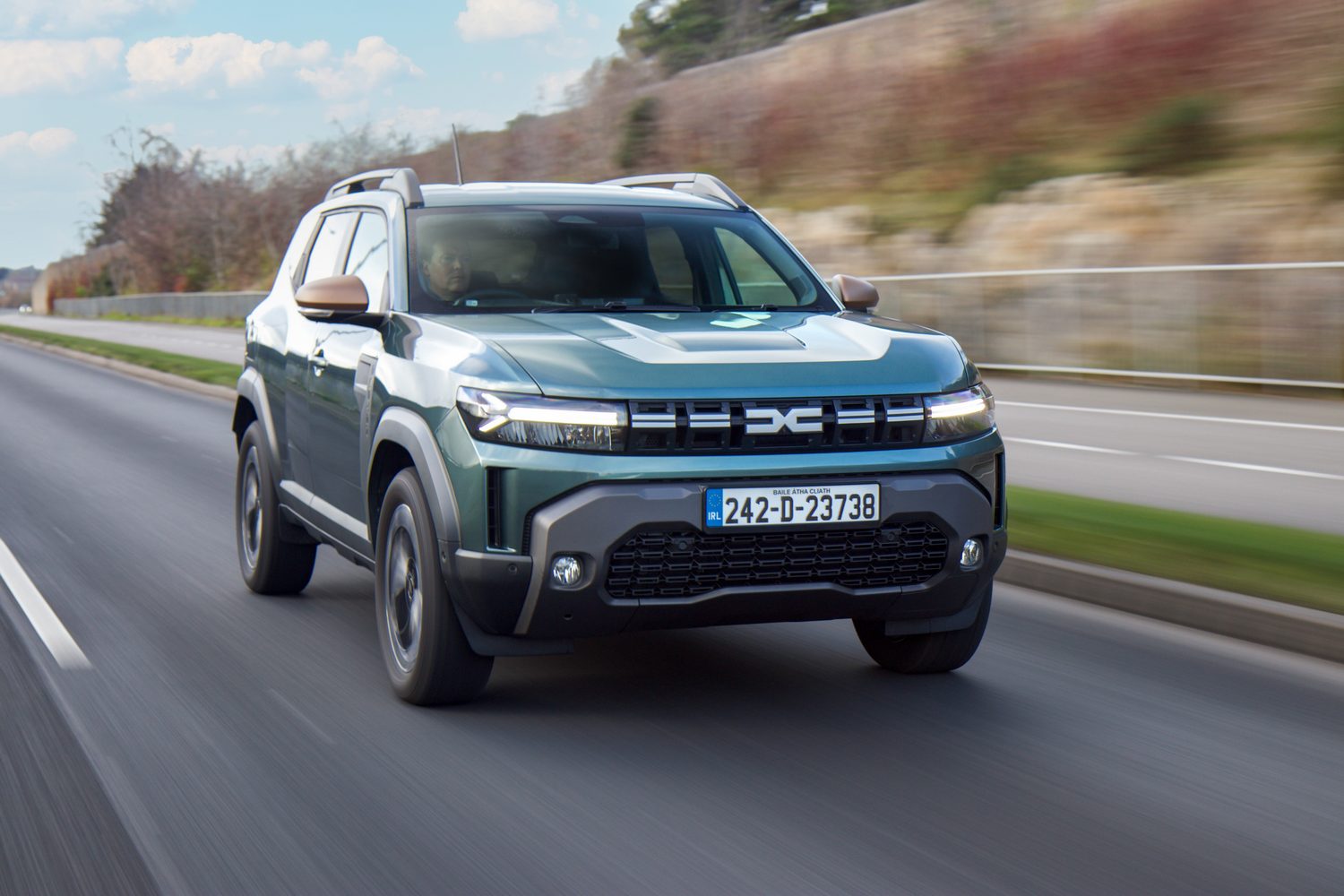 Car Reviews | Dacia Duster 4x4 130 TCe (2024) | CompleteCar.ie