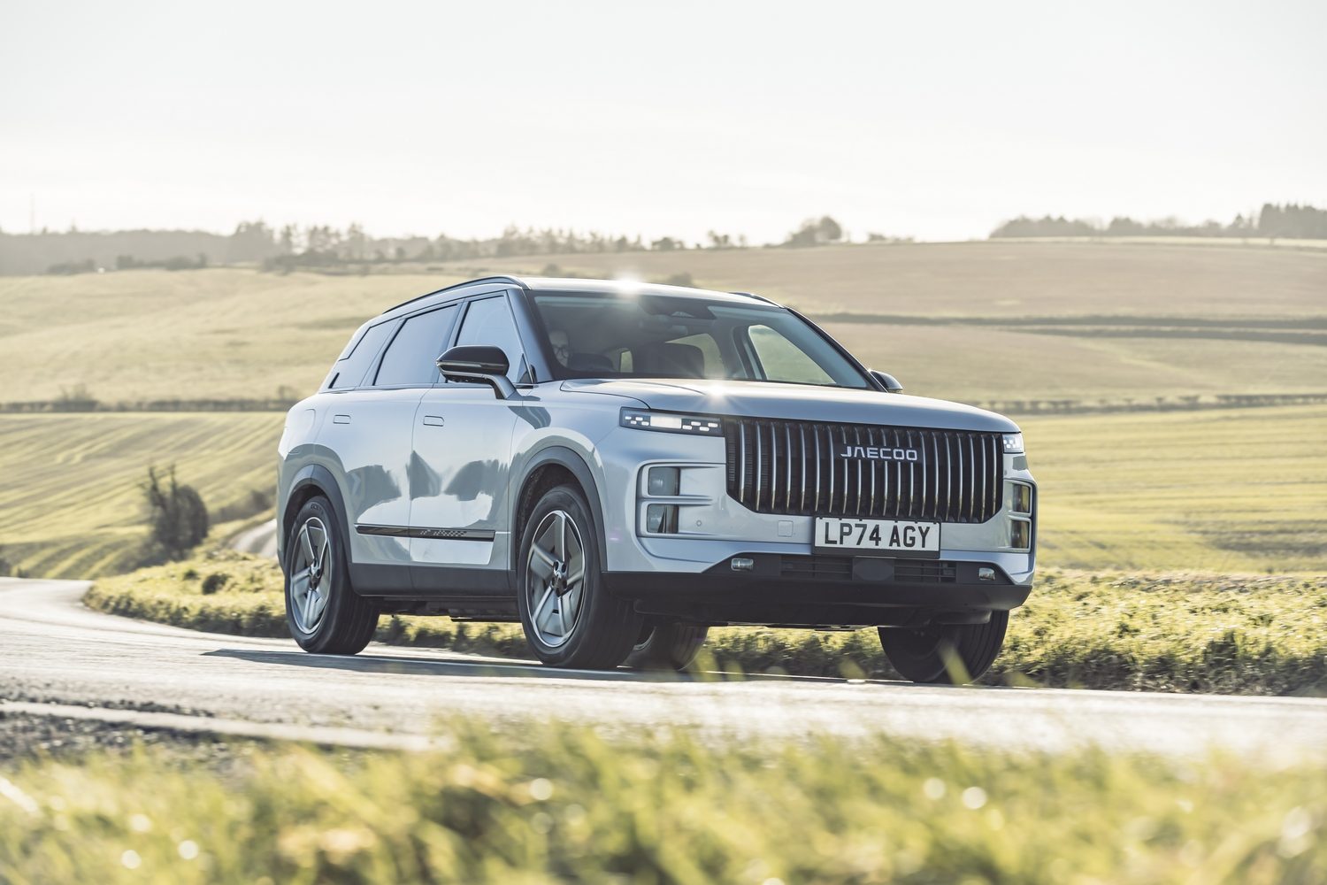 Car Reviews | Jaecoo 7 SHS hybrid (2025) | CompleteCar.ie