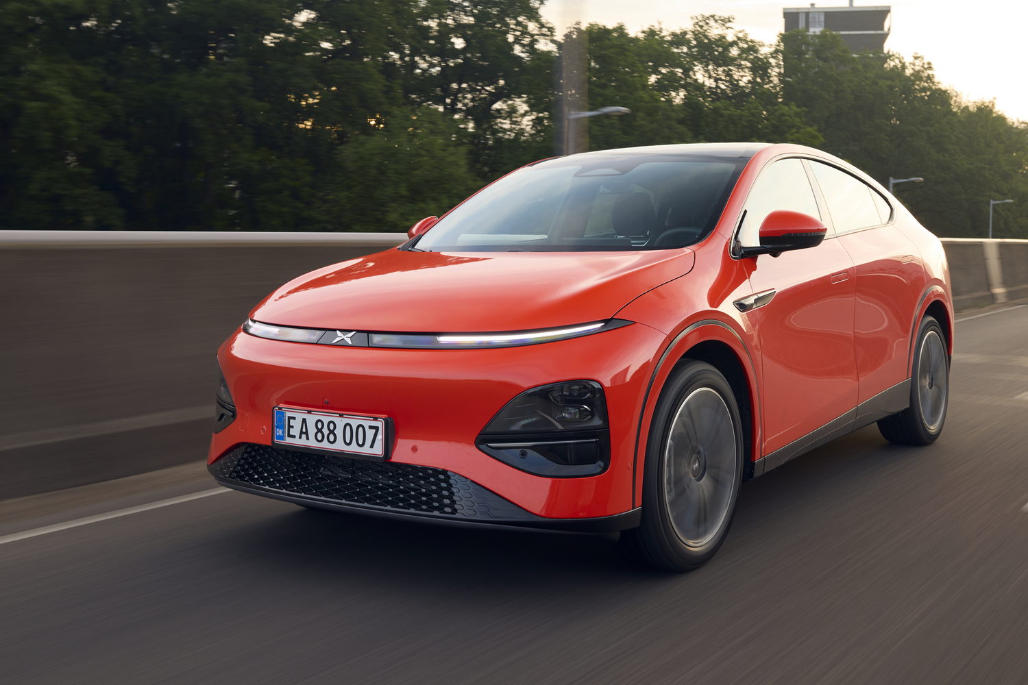 Car Reviews | Xpeng G6 Standard Range (2025) | CompleteCar.ie