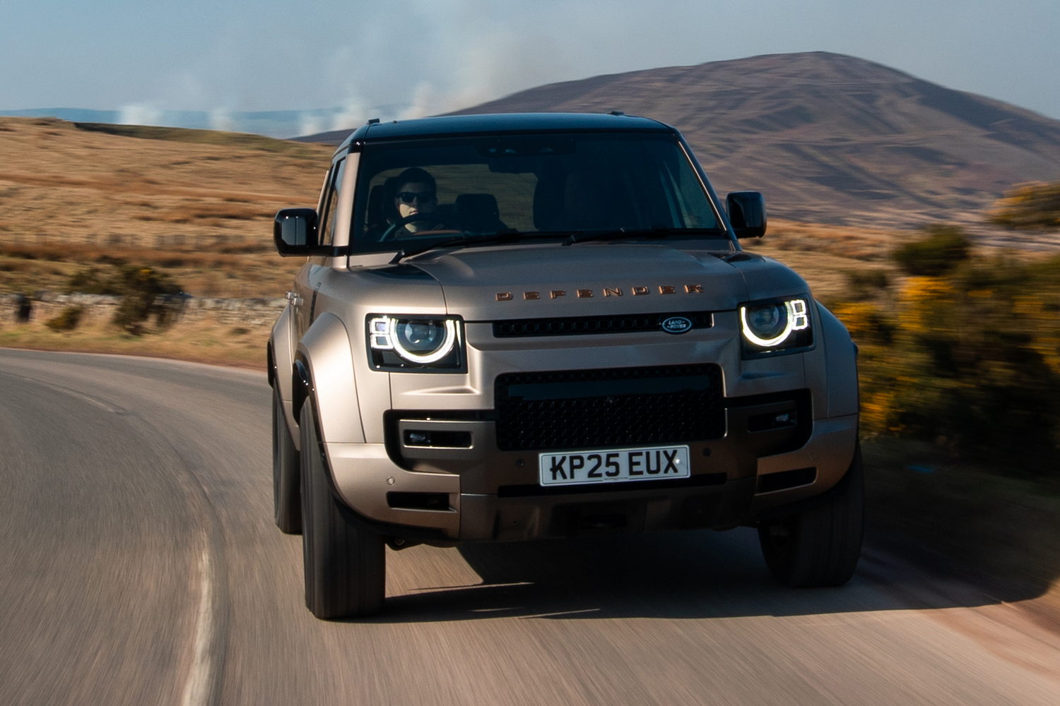 Car Reviews | Land Rover Defender Octa (2025) | CompleteCar.ie