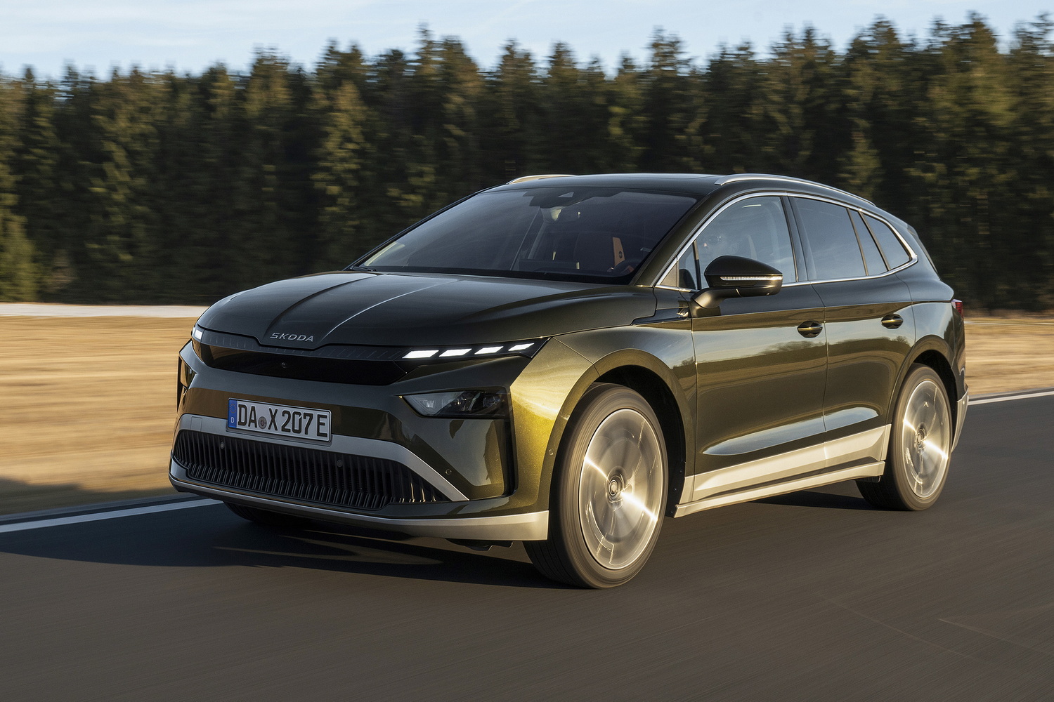 Car Reviews | Skoda Enyaq (2025) | CompleteCar.ie