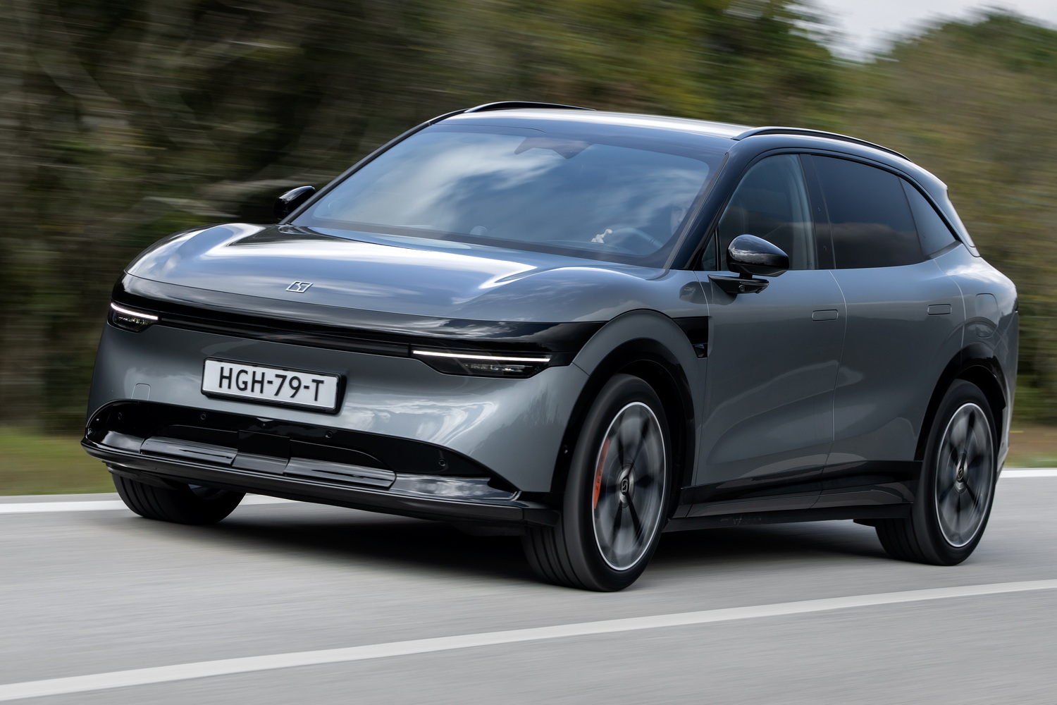 Car Reviews | Zeekr 7X (2025) | CompleteCar.ie