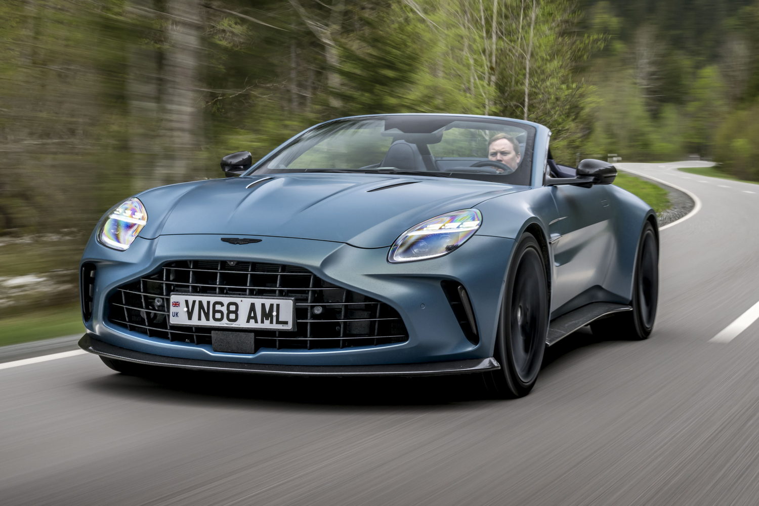 Car Reviews | Aston Martin Vantage Roadster (2025) | CompleteCar.ie