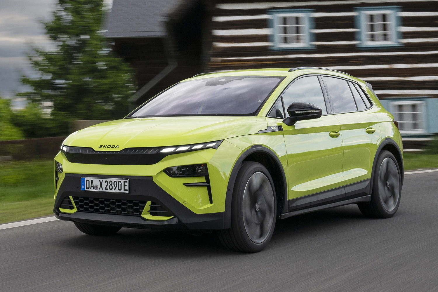 Car Reviews | Skoda Elroq RS (2025) | CompleteCar.ie
