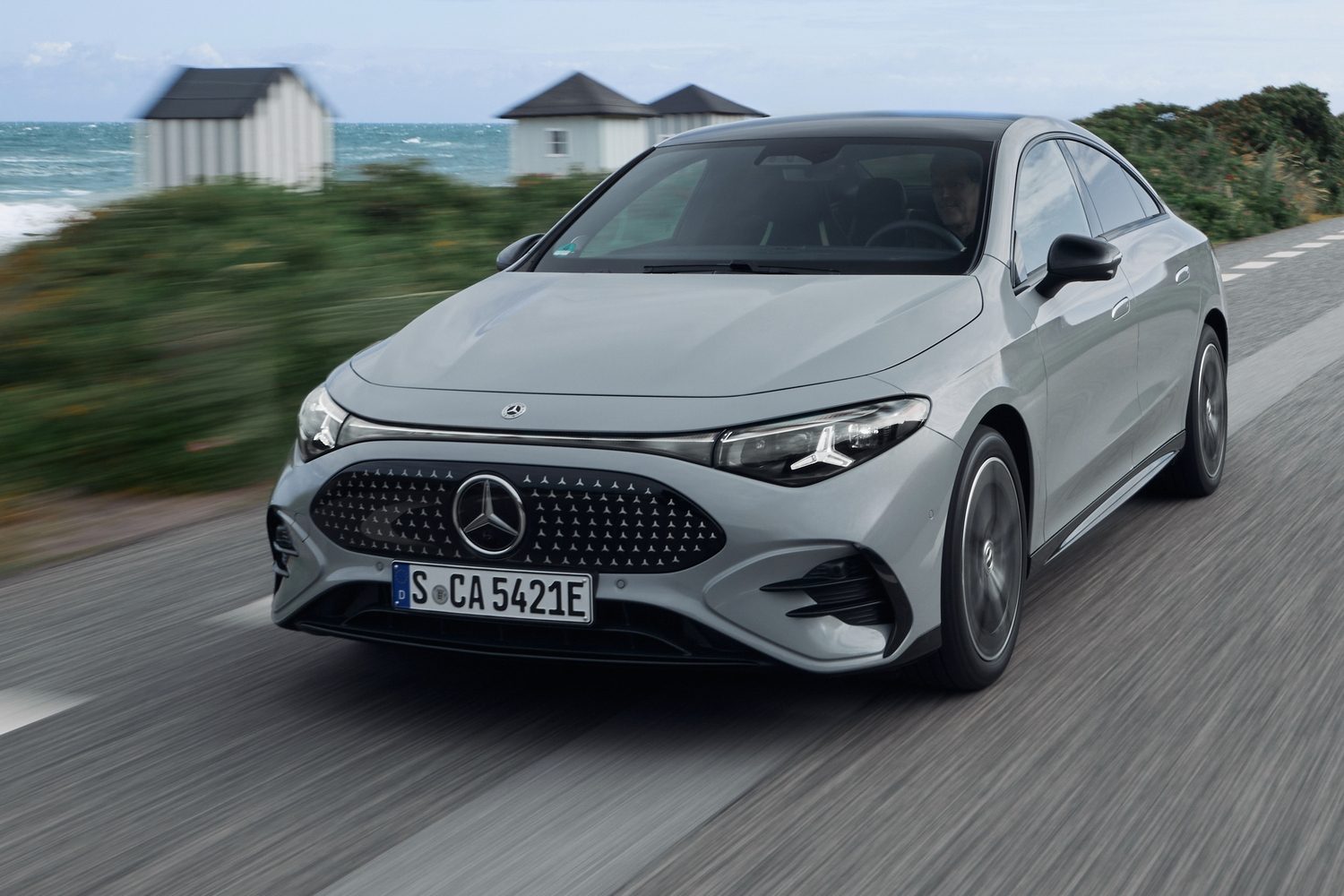 Car Reviews | Mercedes-Benz CLA 350 4Matic electric (2025) | CompleteCar.ie