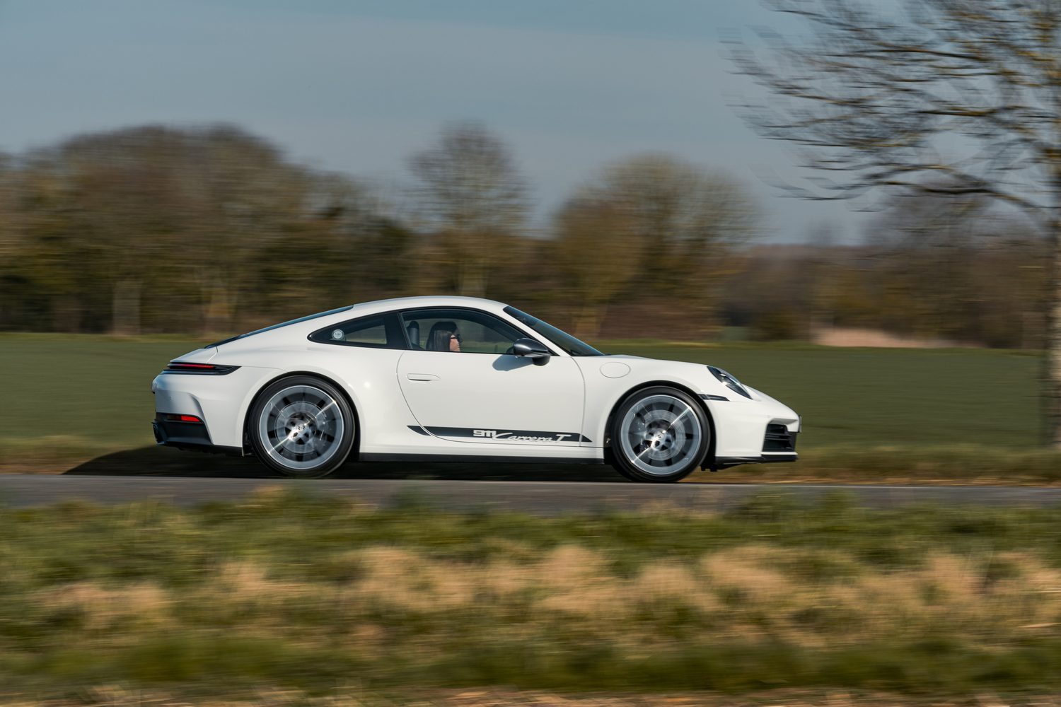 Car Reviews | Porsche 911 Carrera T (2025) | CompleteCar.ie
