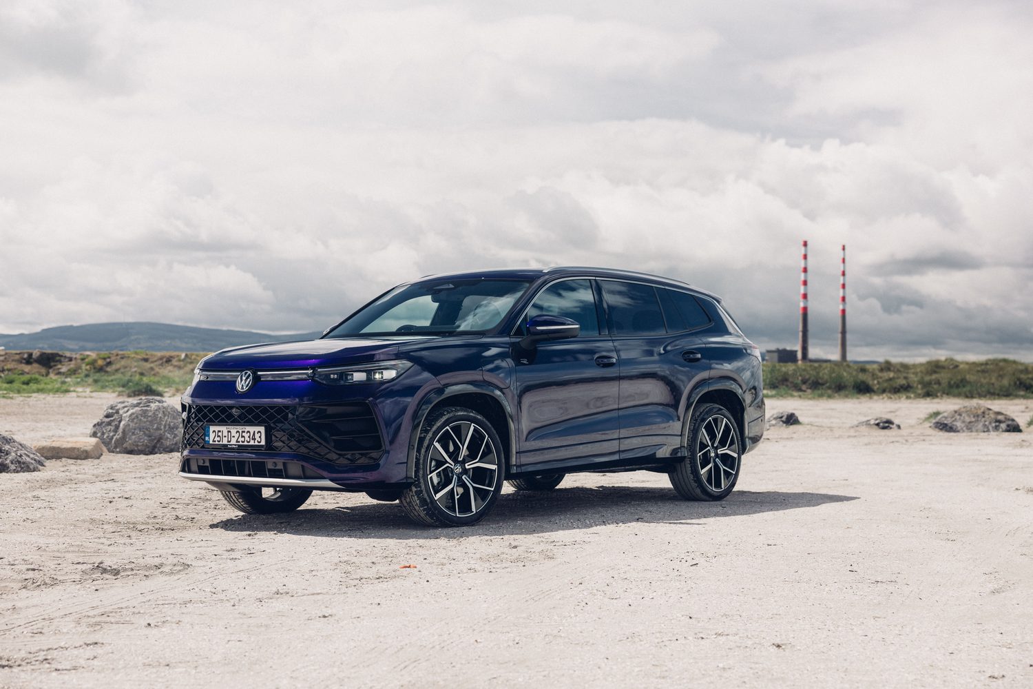 Car Reviews | Volkswagen Tayron eHybrid (2025) | CompleteCar.ie