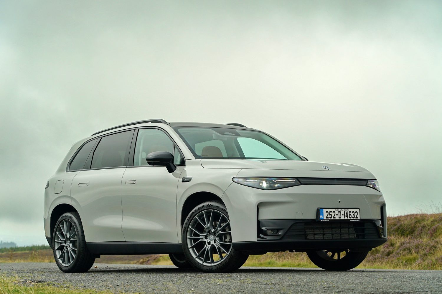 Car Reviews | Leapmotor C10 REEV (2025) | CompleteCar.ie