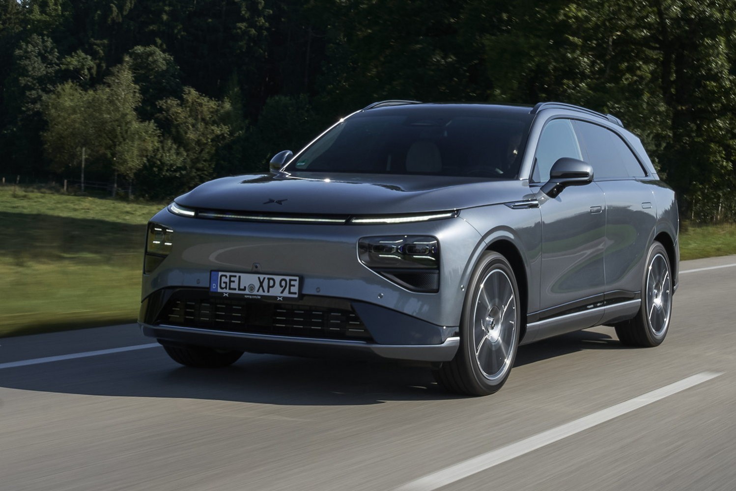 Car Reviews | Xpeng G9 AWD Performance (2026) | CompleteCar.ie