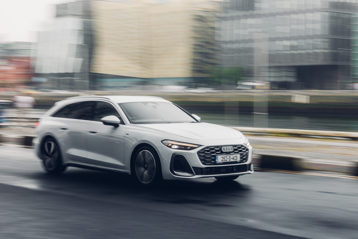 Car Reviews | Audi A5 Avant e-hybrid (2025) | CompleteCar.ie