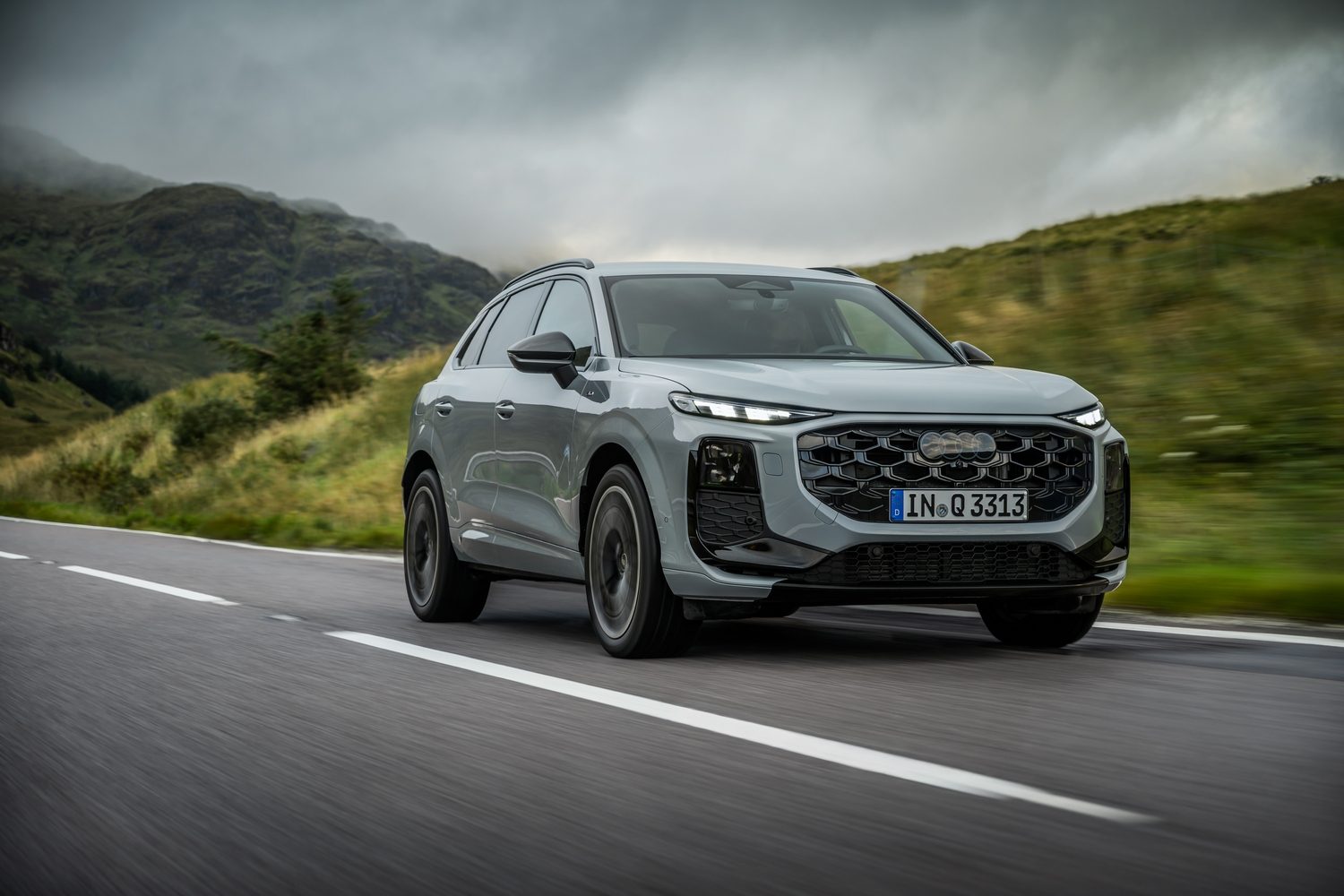 Car Reviews | Audi Q3 2.0 TDI (2026) | CompleteCar.ie