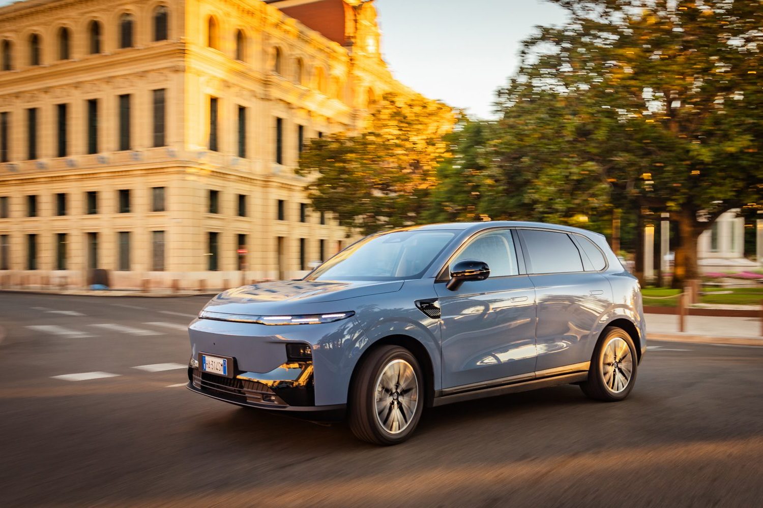 Car Reviews | Leapmotor B10 (2026) | CompleteCar.ie