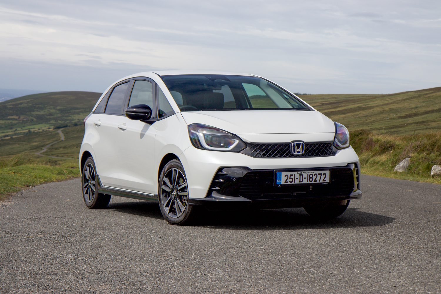 Car Reviews | Honda Jazz (2025) | CompleteCar.ie