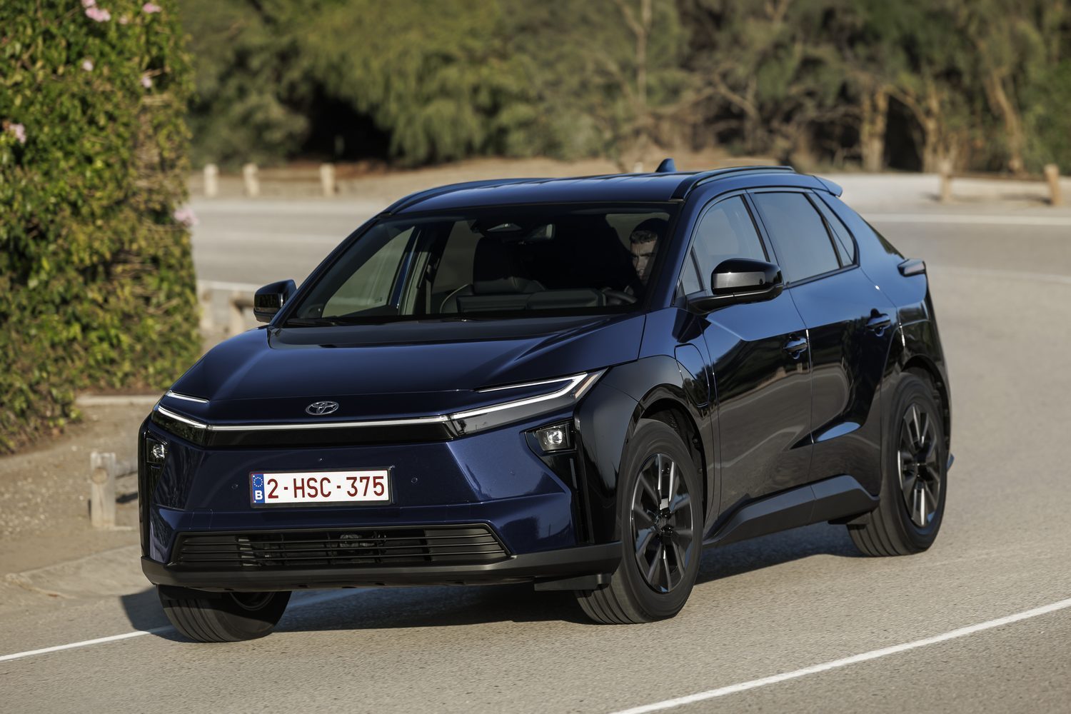 Car Reviews | Toyota bZ (2026) | CompleteCar.ie