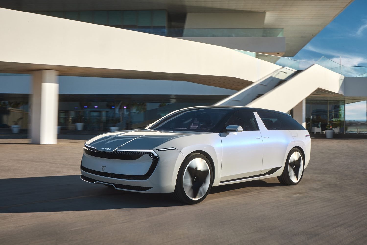 Car Reviews | Skoda Vision O concept (2025) | CompleteCar.ie