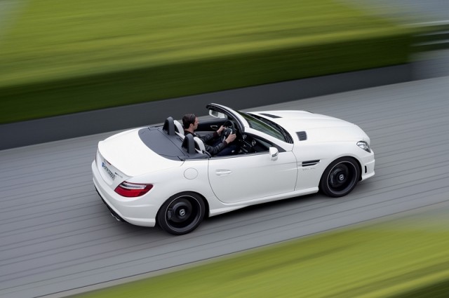 Car Reviews | Mercedes-Benz SLK 55 AMG | CompleteCar.ie