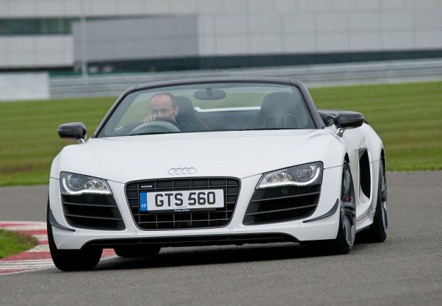 Car Reviews | Audi R8 GT Spyder | CompleteCar.ie
