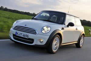 Car Reviews | MINI hatch | CompleteCar.ie