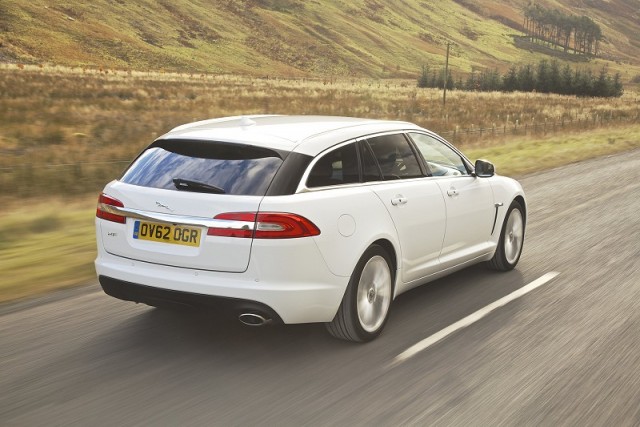 Car Reviews | Jaguar XF Sportbrake | CompleteCar.ie