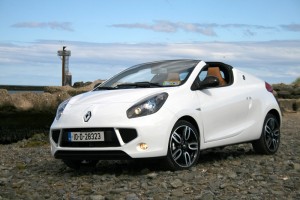 Car Reviews | Renault Wind | CompleteCar.ie