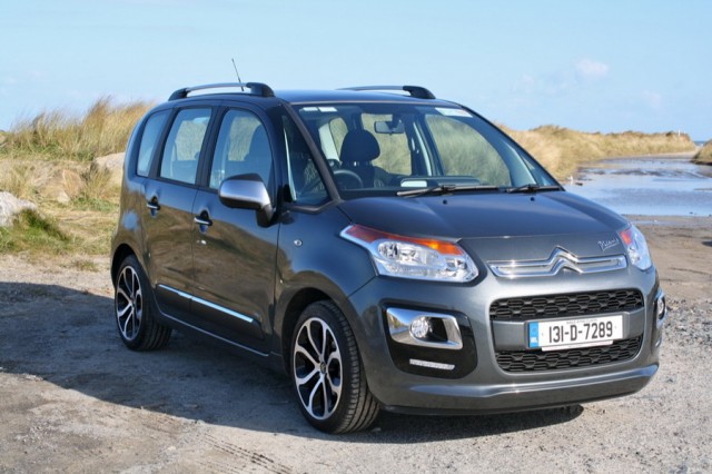 Citroen C3 Picasso Reviews News Test Drives Cars Complete Car