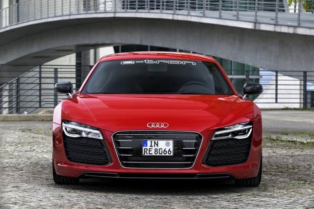 Car Reviews | Audi R8 e-tron prototype | CompleteCar.ie