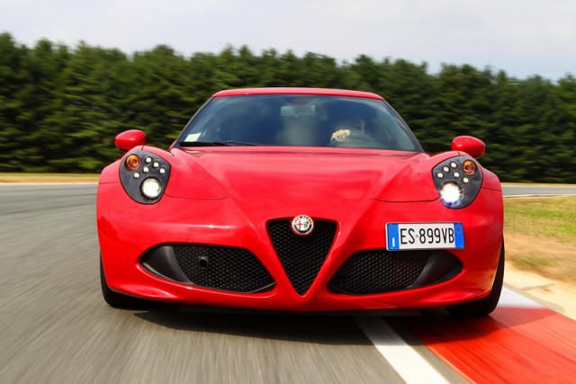 Car Reviews | Alfa Romeo 4C | CompleteCar.ie