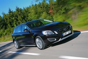 Car Reviews | Volvo V60 | CompleteCar.ie